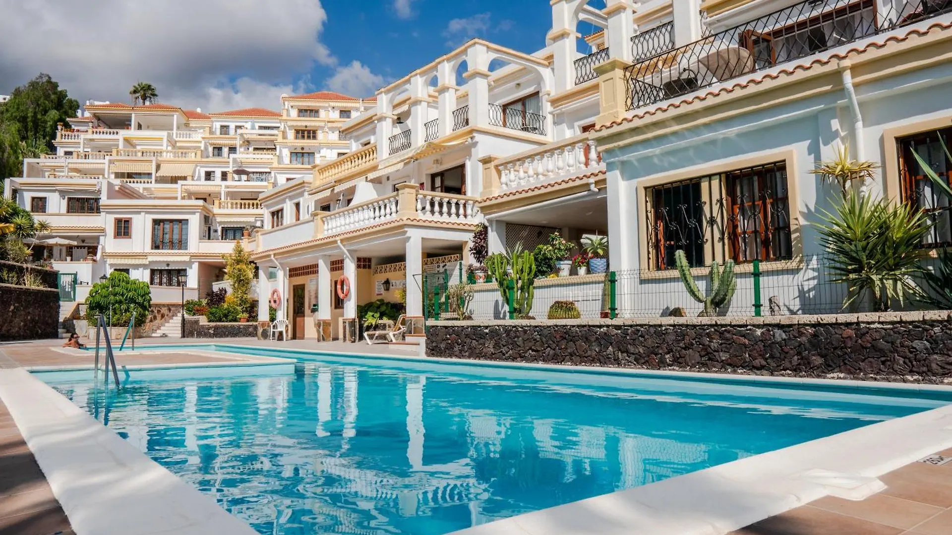Hipnautic Vibes 1Br Apt W-Poolocean View Near Aqualand, Wifi, Netflix, Free Parking, 2 Pools Access Apartment Costa Adeje  Spain